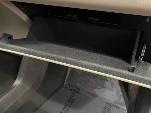 Used 2025 Volvo EX90 Ultra image 42