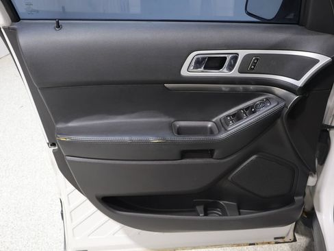 Used 2013 Ford Explorer Sport AWD/4WD image 12
