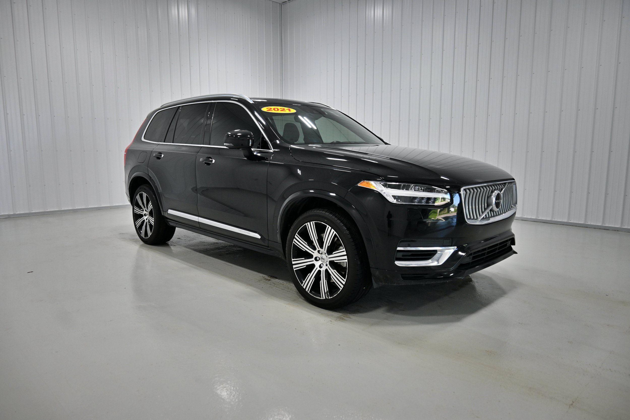 Used 2021 Volvo XC90 T8 Inscription w/ Advanced Package AWD/4WD image 3