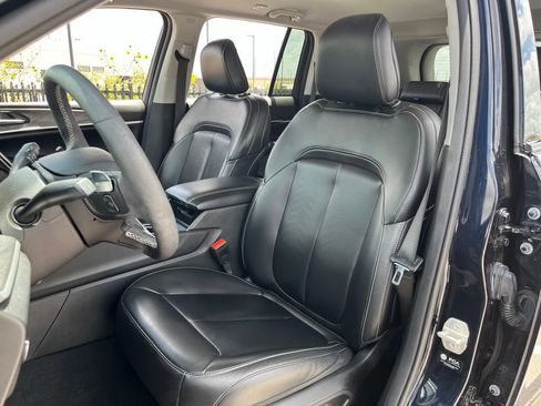 Used 2023 Jeep Grand Cherokee Limited AWD/4WD image 27