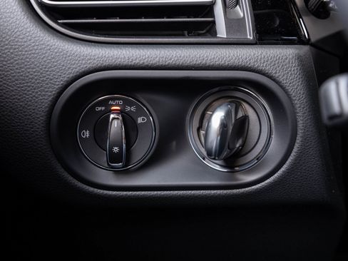 Used 2026 Porsche Macan S image 17