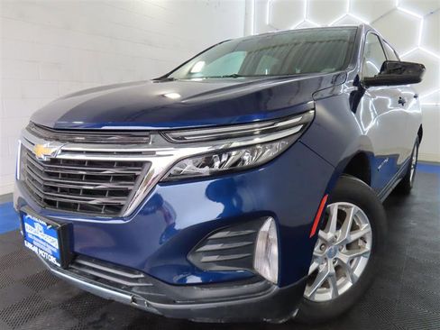 Used 2022 Chevrolet Equinox LT AWD/4WD image 1