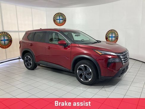Used 2025 Nissan Rogue SV AWD/4WD image 18