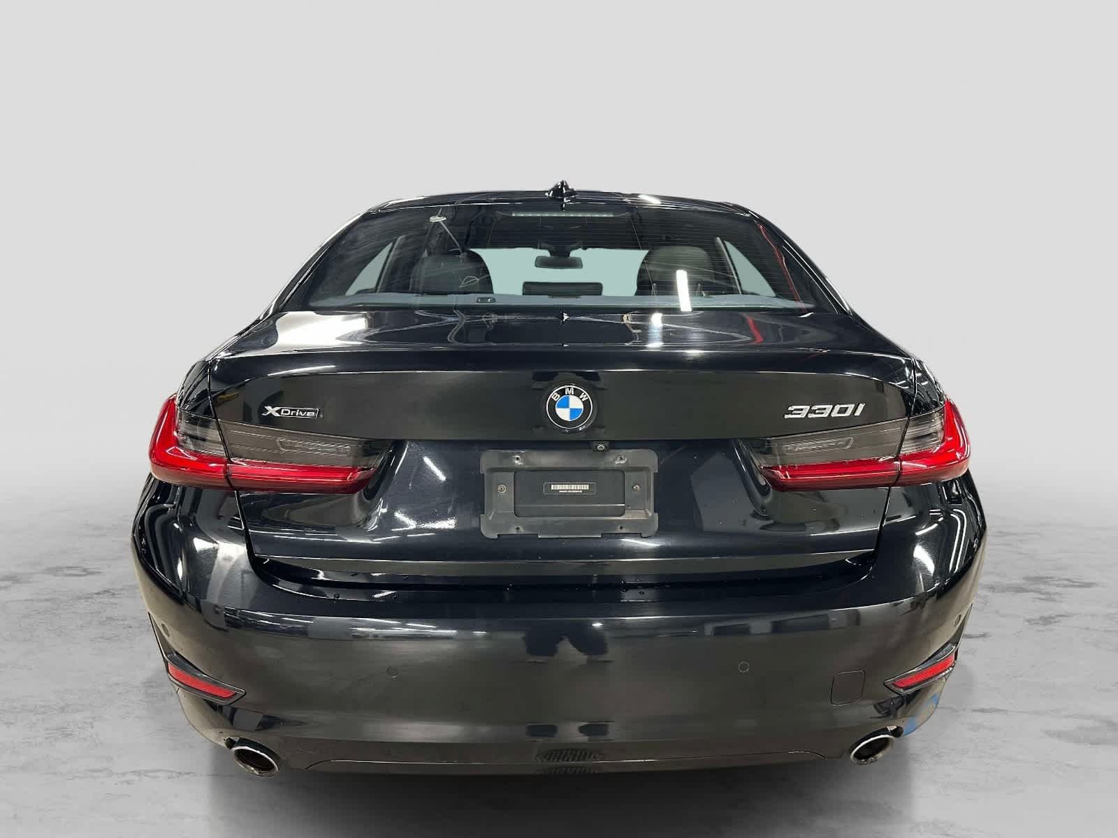 Used 2021 BMW 330i xDrive Sedan w/ Convenience Package AWD/4WD image 4