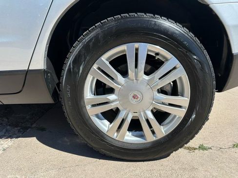 Used 2012 Cadillac SRX Luxury FWD image 9