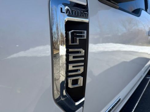 Used 2017 Ford F250 Lariat w/ Lariat Value Package image 10