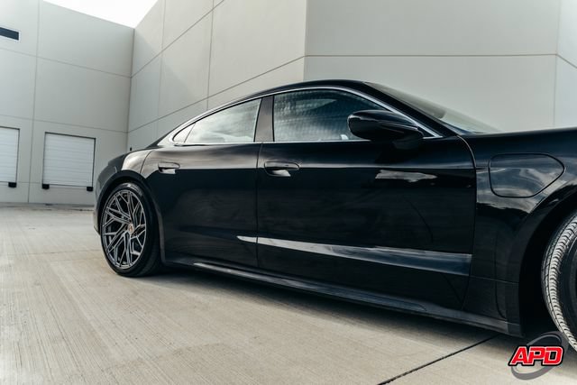 Used 2020 Porsche Taycan Turbo AWD/4WD image 26