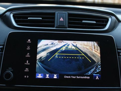 Used 2017 Honda CR-V Touring image 18