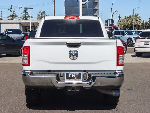 Used 2022 RAM 2500 Tradesman w/ Chrome Appearance Group image 2