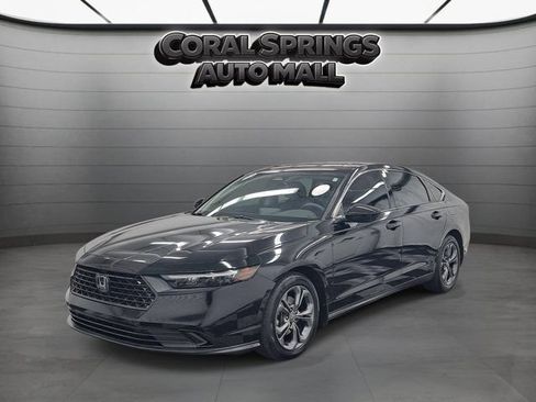 Used 2023 Honda Accord EX image 3