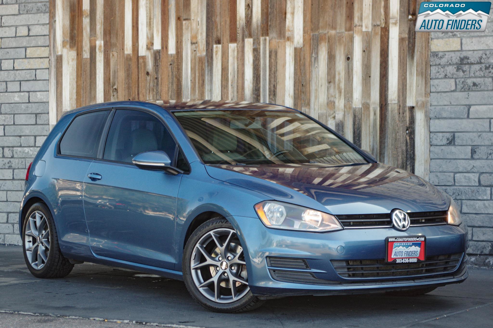 Used 2015 Volkswagen Golf S FWD image 9