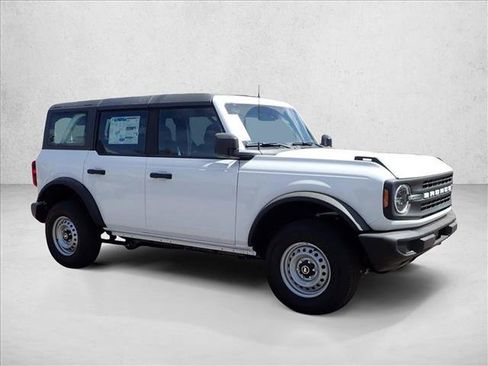 New 2026 Ford Bronco 4-Door AWD/4WD image 6