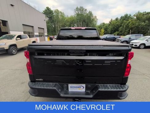 Used 2022 Chevrolet Silverado 1500 Custom Trail Boss AWD/4WD image 26
