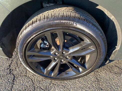 Used 2022 Ford Edge ST w/ Equipment Group 401A image 15