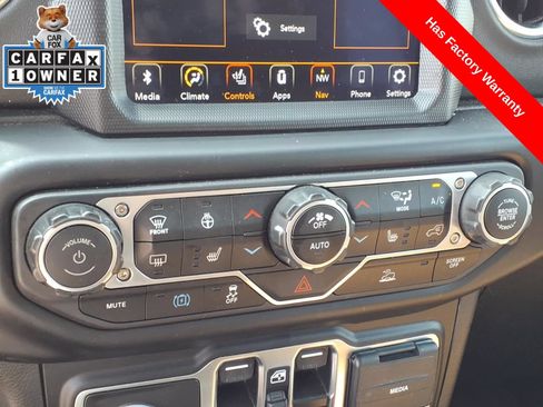 Used 2023 Jeep Wrangler Unlimited Sahara w/ Cold Weather Group AWD/4WD image 20
