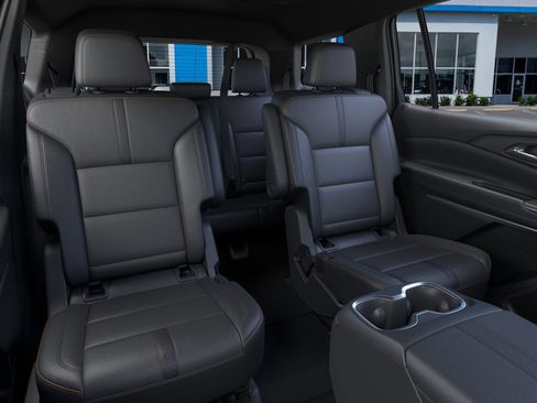 New 2026 Chevrolet Traverse High Country image 17