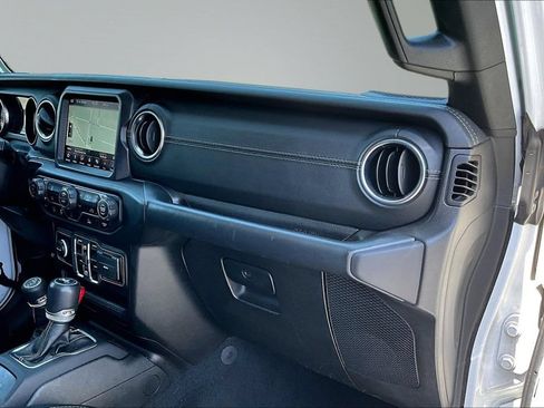 Certified 2019 Jeep Wrangler Unlimited Sahara AWD/4WD image 16