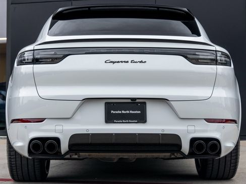 Certified 2020 Porsche Cayenne Turbo image 10