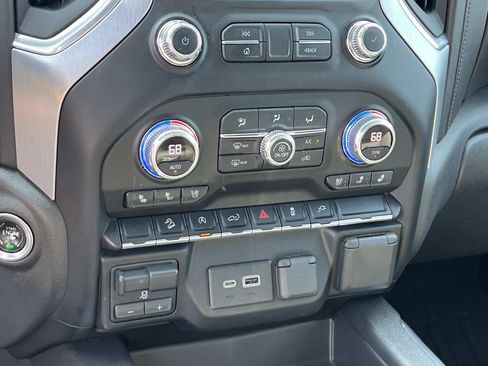 Used 2021 GMC Sierra 1500 SLT w/ SLT Premium Package AWD/4WD image 31