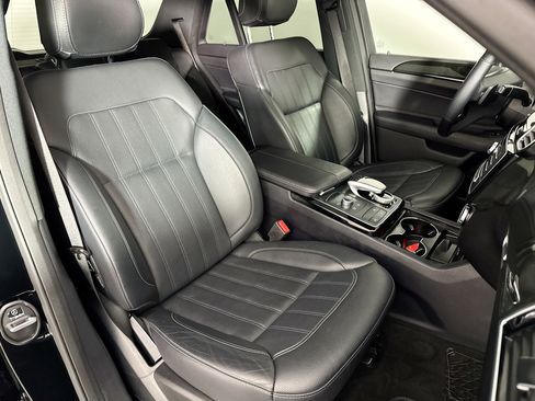 Used 2018 Mercedes-Benz GLE 350 4MATIC image 34