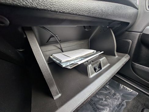 Used 2013 Chrysler 200 Touring w/ Cold Weather Group image 22