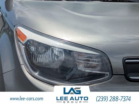 Used 2019 Kia Soul FWD image 9
