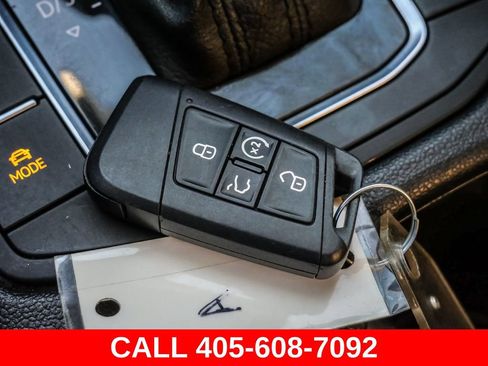 Used 2020 Volkswagen Jetta SEL FWD image 37
