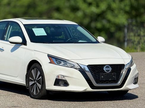 Used 2020 Nissan Altima 2.5 SV AWD/4WD image 15