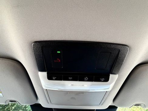 Used 2022 Nissan Pathfinder SL FWD image 66