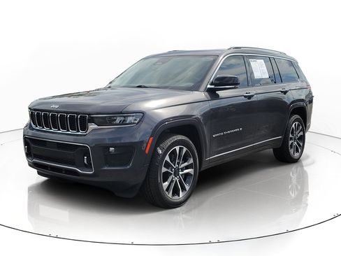 Used 2022 Jeep Grand Cherokee L Overland RWD image 3