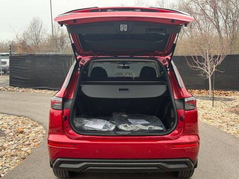 New 2026 Mitsubishi Outlander ES image 15