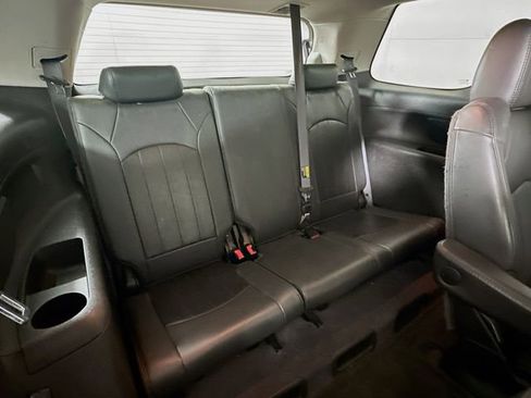 Used 2012 GMC Acadia Denali image 29