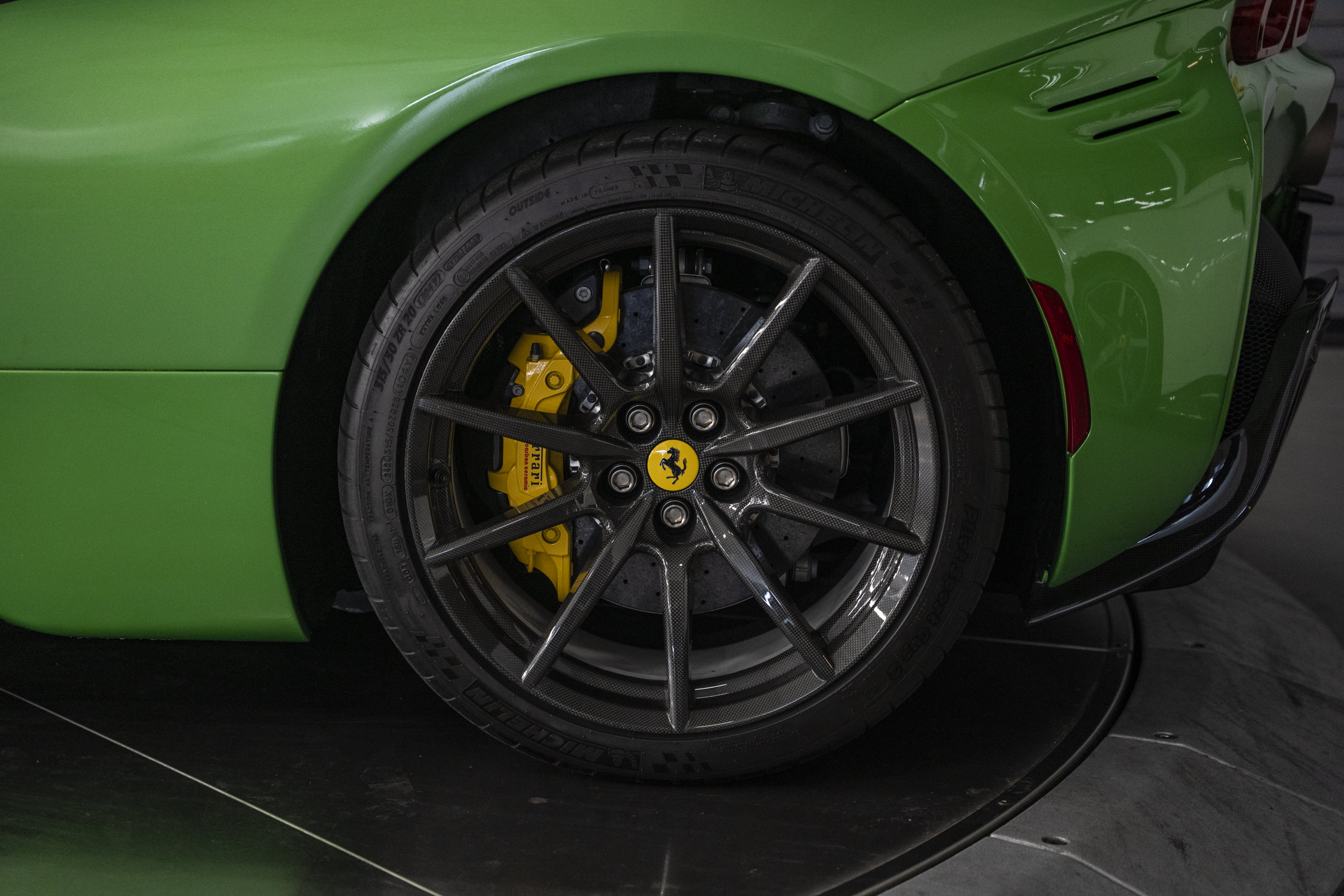 Used 2025 Ferrari SF90 Spider AWD/4WD image 29