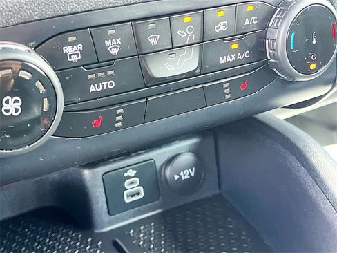 Used 2024 Ford Bronco Sport Badlands image 19