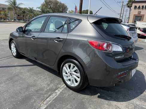 Used 2013 MAZDA MAZDA3 i Touring FWD image 11