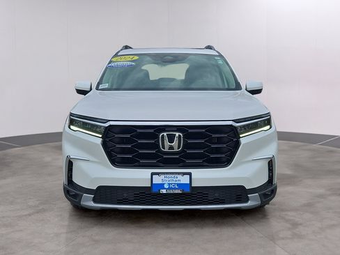 Certified 2024 Honda Pilot Touring image 32