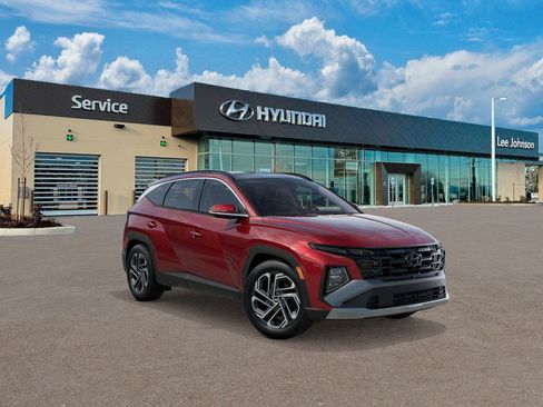 New 2026 Hyundai Tucson Limited AWD/4WD image 2