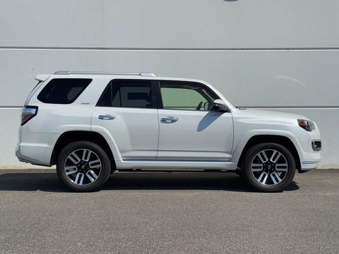 Certified 2024 Toyota 4Runner Limited AWD/4WD image 8