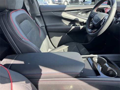 New 2026 Chevrolet Blazer EV RS image 7