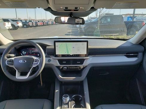 New 2026 Ford Explorer Active w/ Active Comfort Package image 13