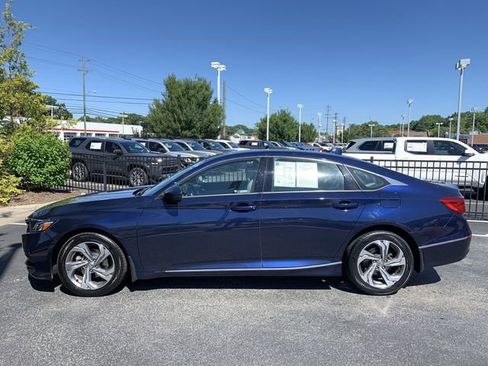 Used 2018 Honda Accord EX-L image 5