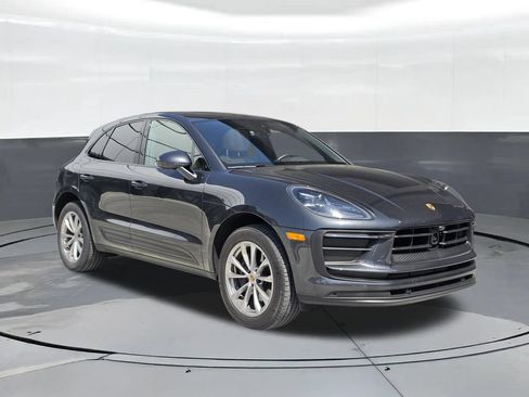 Used 2023 Porsche Macan AWD/4WD image 6