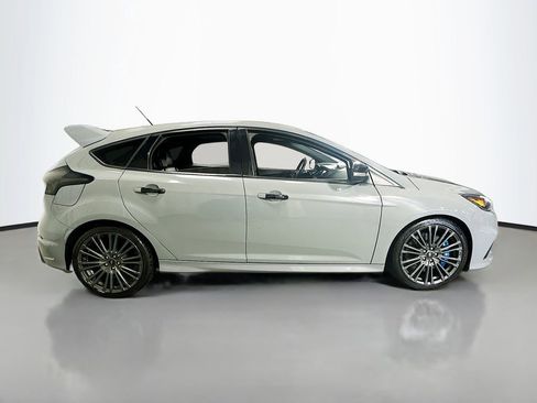 Used 2016 Ford Focus RS image 9