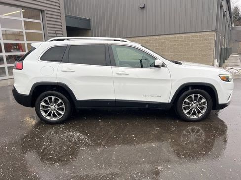 Used 2020 Jeep Cherokee Latitude Lux w/ Comfort/Convenience Group image 4