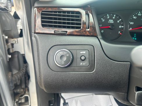 Used 2016 Chevrolet Impala Limited LS FWD image 18