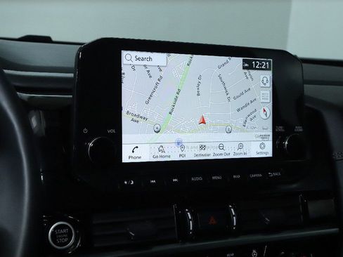 Certified 2024 Nissan Pathfinder Platinum image 30