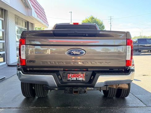 Used 2017 Ford F350 XL w/ STX Appearance Package AWD/4WD image 4