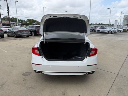 Used 2021 Honda Accord Touring image 24