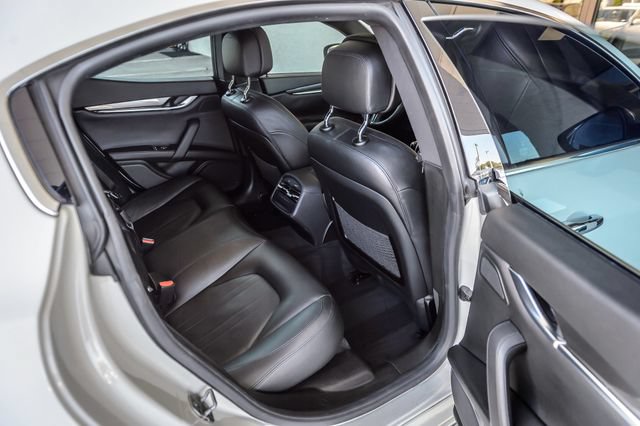 Used 2018 Maserati Ghibli RWD image 41