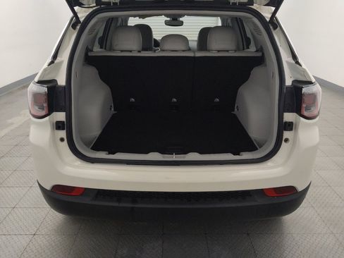 Used 2019 Jeep Compass Latitude w/ Popular Equipment Group FWD image 29